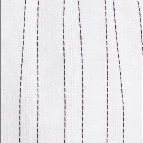 J.O.A (Just One Answer) High Waisted White Tie Front Shorts - Size Large - Picture 7 of 9